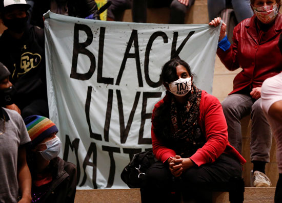 حياة السود تهم.. شعار المظاهرات التى أطلقها الأمريكيون
