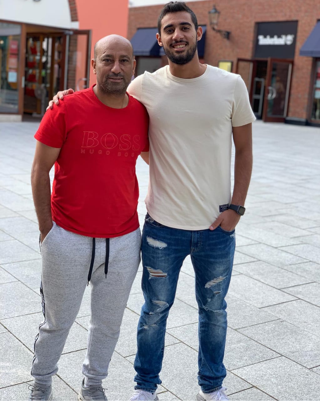 أحمد ياسر ريان  (12)