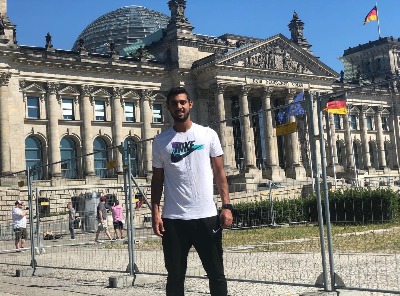 أحمد ياسر ريان  (6)