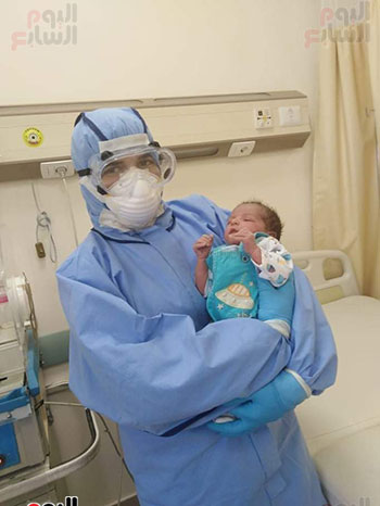 مستشفيات العزل تستقبل مواليد لأمهات مصابات بفيروس كورونا (9)