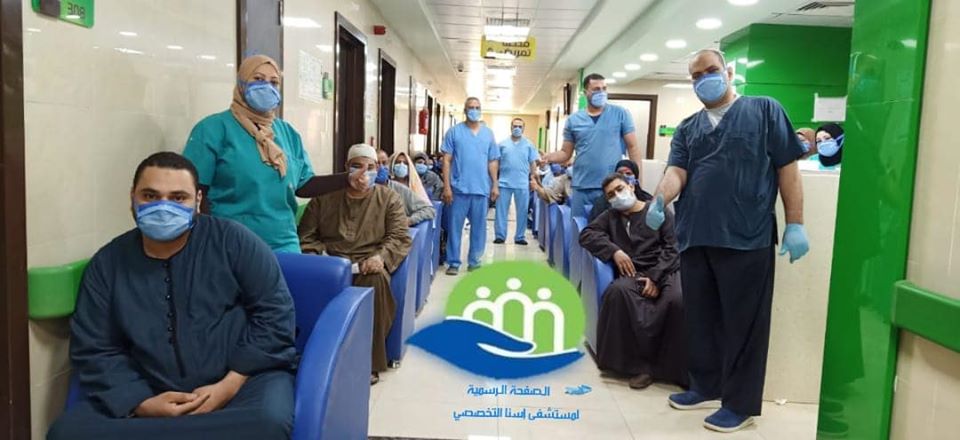خروج 18 حالة من مستشفى إسنا للحجر الصحى بعد شفاؤهم  (4)
