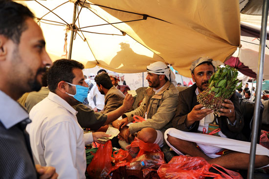 حركة البيع والشراء فى أسواق اليمن