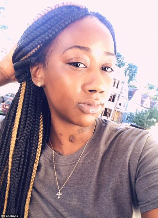 رفيز بعد اطلاق النار عليها رفيز بعد اطلاق النار عليها