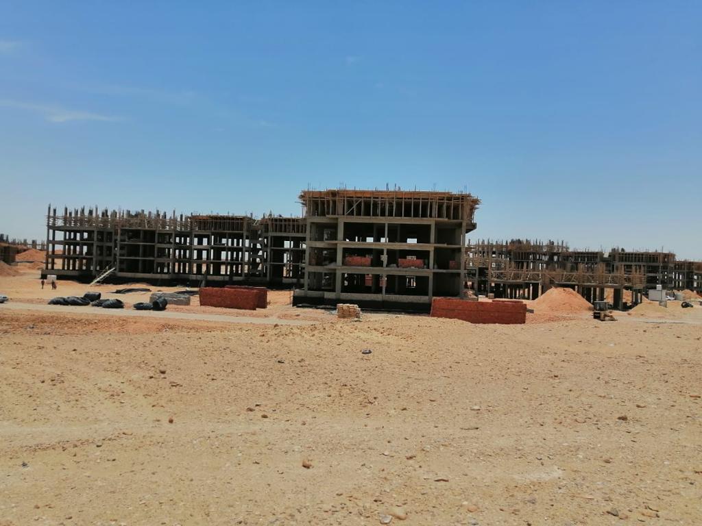 بدء صب أسقف الدور الرابع علوى بعمارات «JANNA » بدء صب أسقف الدور الرابع علوى بعمارات «JANNA »