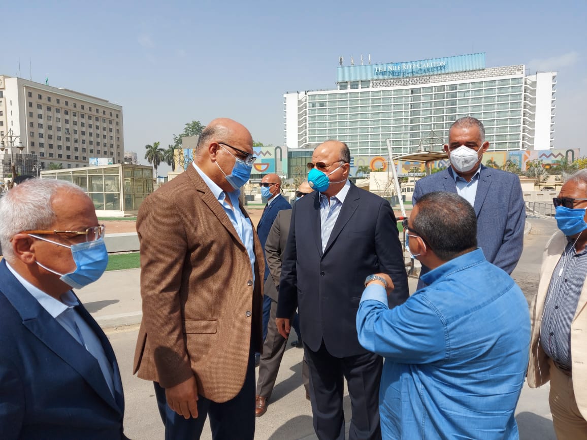 محافظ القاهرة يتفقد ميدانى التحرير ورمسيس (6)