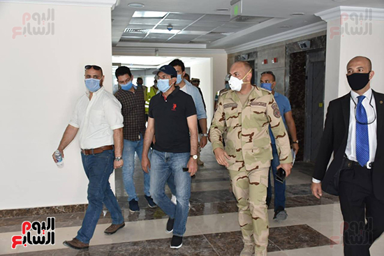 وزير الرياضة أشرف صبحى في زيارة العاصمة الإدارية الجديدة (14)
