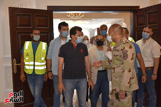 وزير الرياضة أشرف صبحى في زيارة العاصمة الإدارية الجديدة (7)