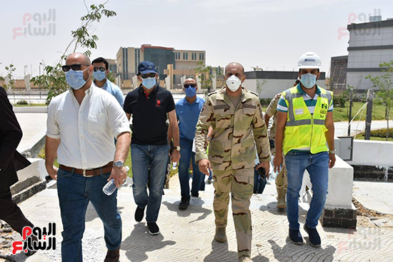 وزير الرياضة أشرف صبحى في زيارة العاصمة الإدارية الجديدة (13)