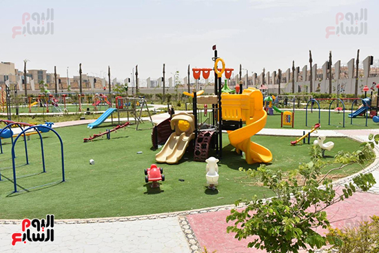 وزير الرياضة أشرف صبحى في زيارة العاصمة الإدارية الجديدة (9)