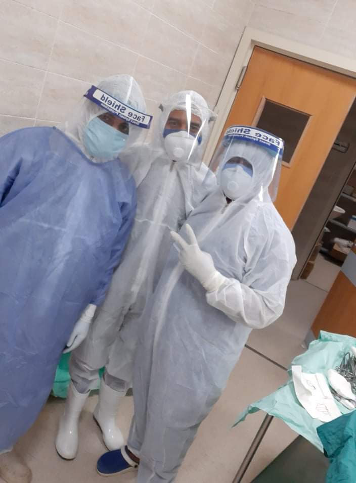 إجراء عملية جراحية لإصلاح ثقب بالأمعاء لحالة مصابة بكورونا  (5)