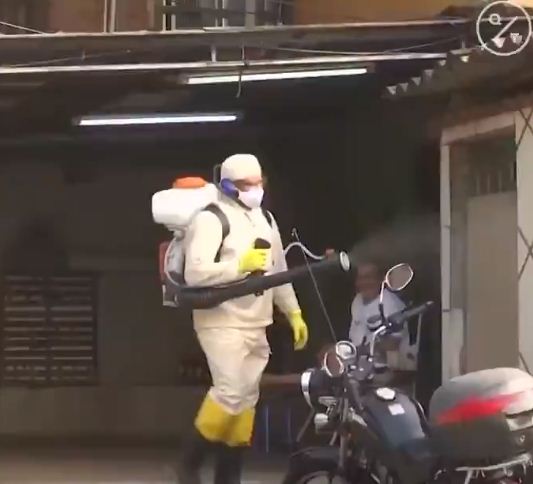 تعقيم شوارع ريو دي جانيرو