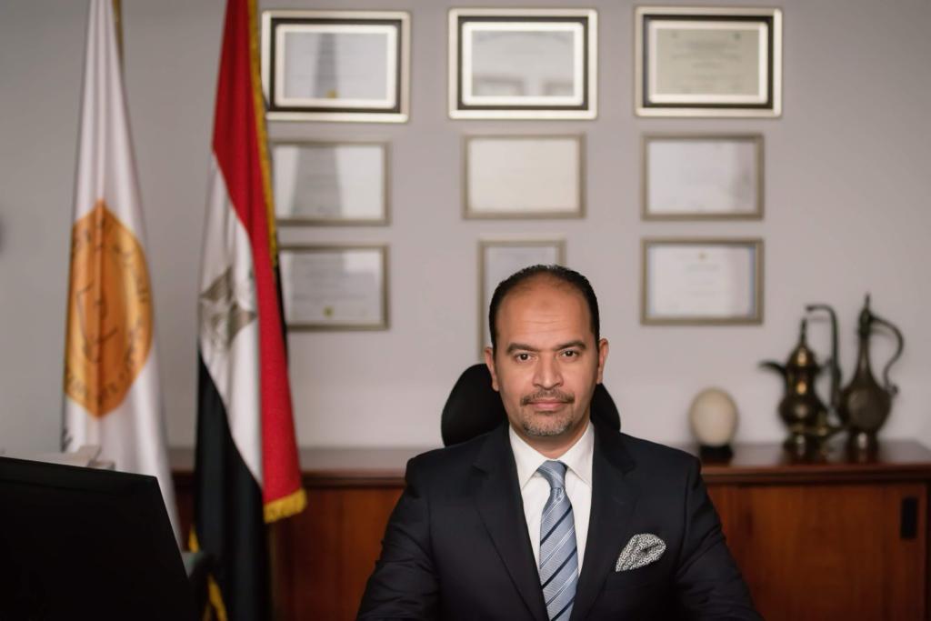 عبد العزيز نصير المدير التنفيذي للمعهد المصرفى