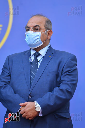 أشرف صبحى  خلال المؤتمر الصحفى (24)