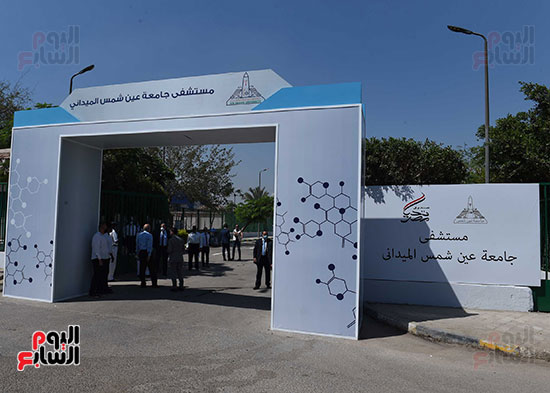 رئيس الوزراء يتفقد المستشفى الميدانى بجامعة عين شمس (1)