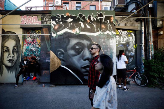 جداريات في تورونتو ضد العنصرية (14)