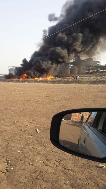 حريق هائل فى مقلب قمامة (1)