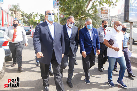 الخطيب فى اتحاد الكره (8)