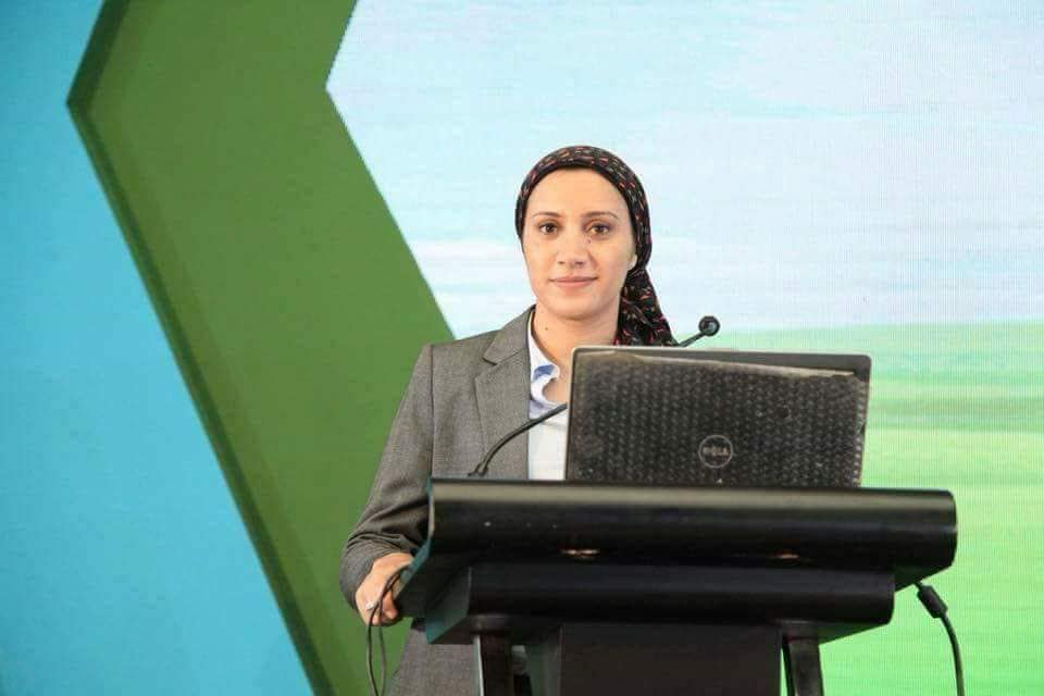 مدنى فى احد المؤتمرات مدنى فى احد المؤتمرات