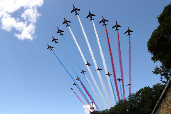 طائرات فرنسية خلال الاحتفال