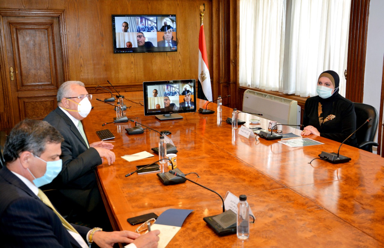 وزيرا الصناعة والزراعة