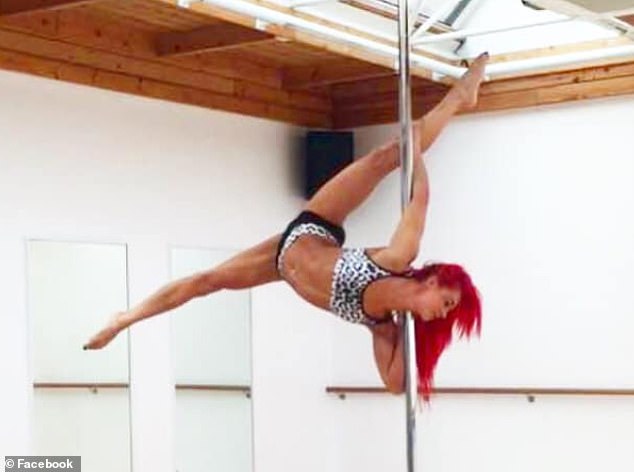 29751140-8435113-She_won_her_first_Miss_Pole_Dance_UK_title_in_2011_and_claimed_t-m-20_1592470142835