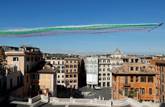 احتفالات سلاح الجو الايطالى بعيد الجمهورية