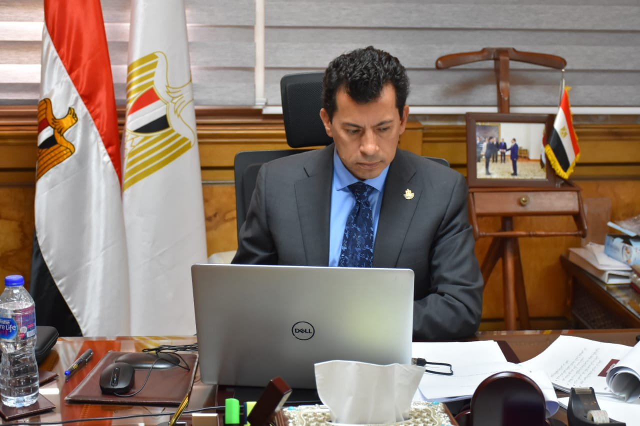 وزير الرياضة