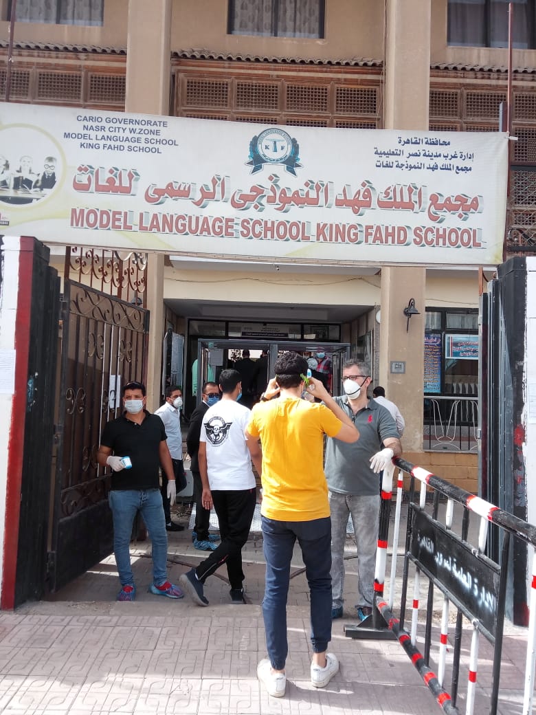مدير تعليم القاهرة يتفقد لجان الثانوية العامة ويترأس غرفة العمليات (10)