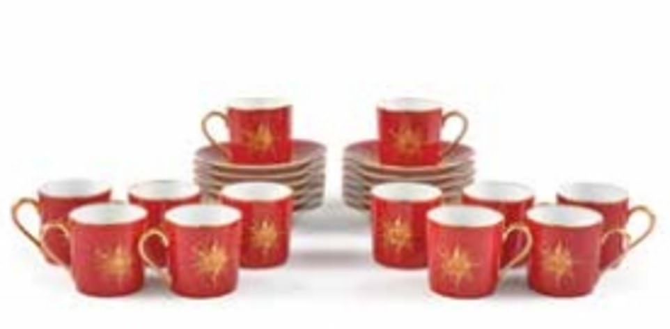 29826102-8440555-Twelve_coffee_cups_and_saucers_are_being_sold_in_a_set_for-m-174_1592584137631