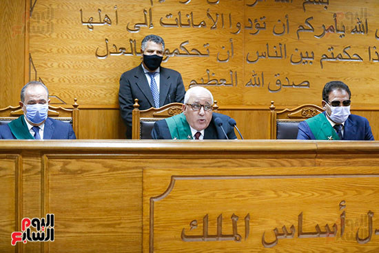 النطق بالحكم فى فضية جبهه النصره (27)