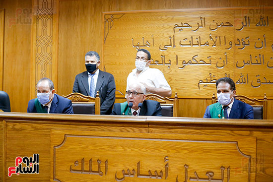 النطق بالحكم فى فضية جبهه النصره (14)