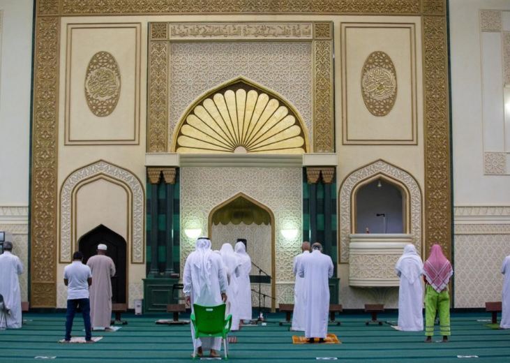 عودة المصلين لمساجد مكة