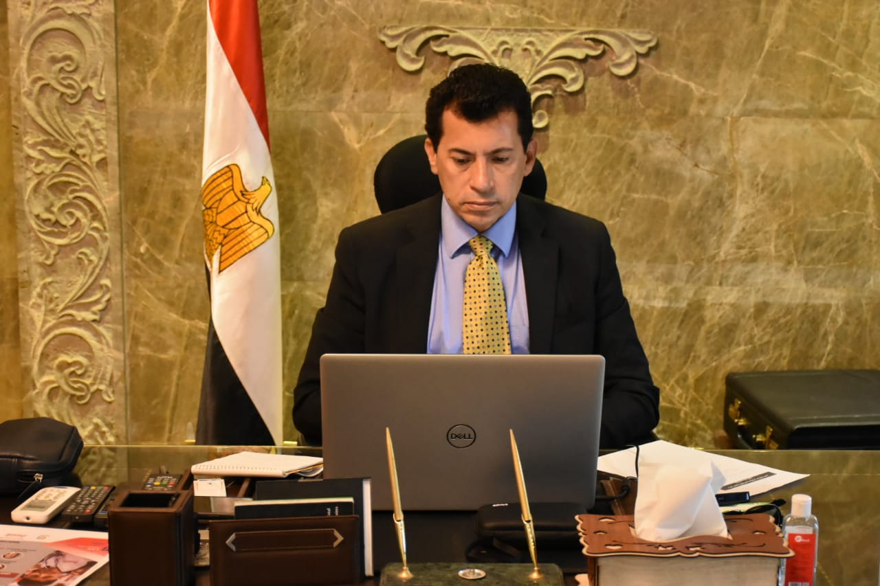 وزير الرياضة