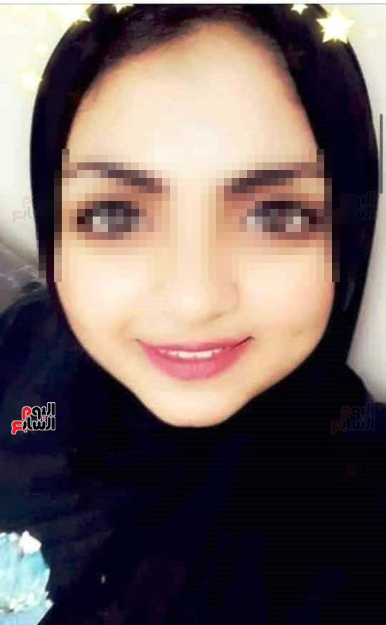 180763-55598-الفتاه-قبل-إلقاء-مياه-النار-على-وجهها-(4)