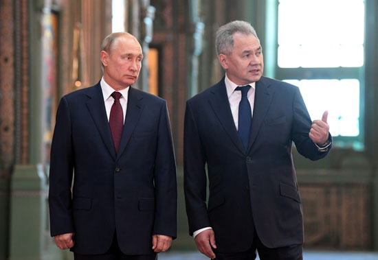 بوتين ووزير الدفاع الروسى