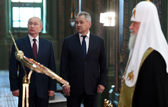 بوتين والبطريرك كيريل ووزير الدفاع