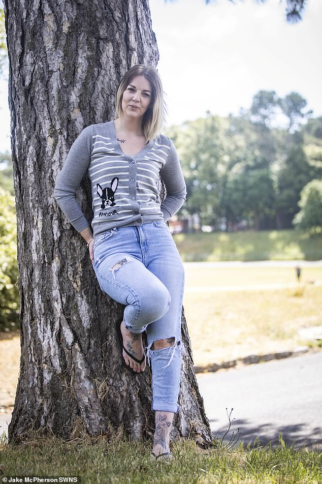 الفتاة الفتاة