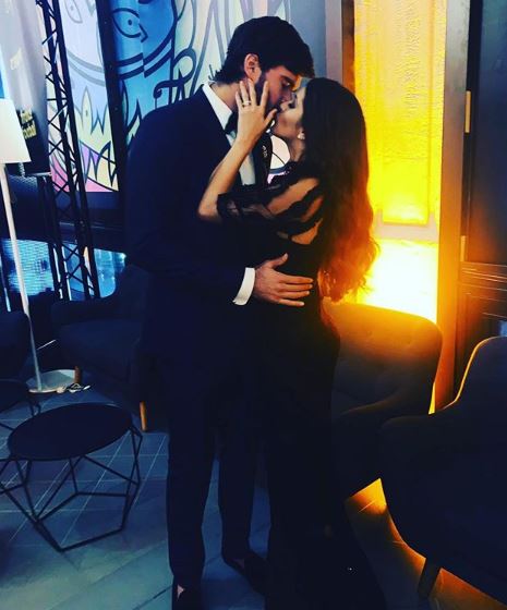 إليسون بيكر (2)