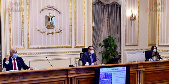 مصطفى مدبولي، رئيس مجلس الوزراء، اجتماعاً عبر تقنية الفيديو كونفرانس (7)