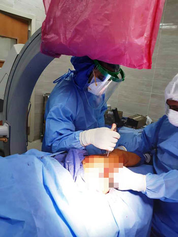 عمليات جراحية بمستشفى الأقصر العام