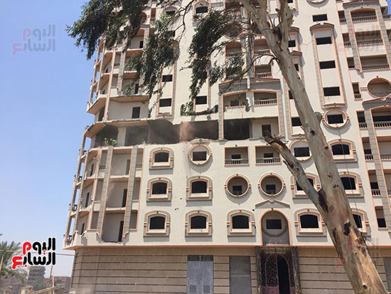 77155-إزالة-برج-سكنى-مخالف-(17)