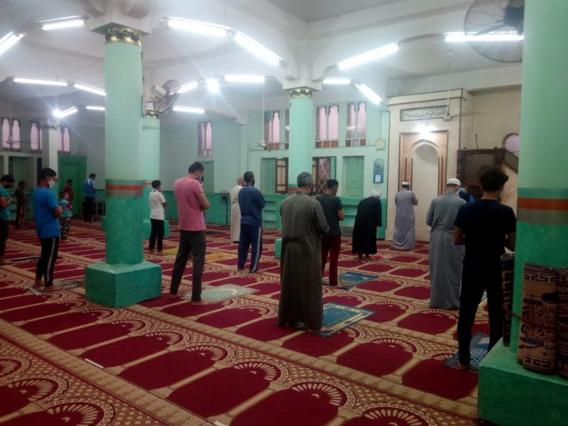 عودة الصلاة للمساجد بالإجراءات الجديدة لمواجهة كورونا (5)