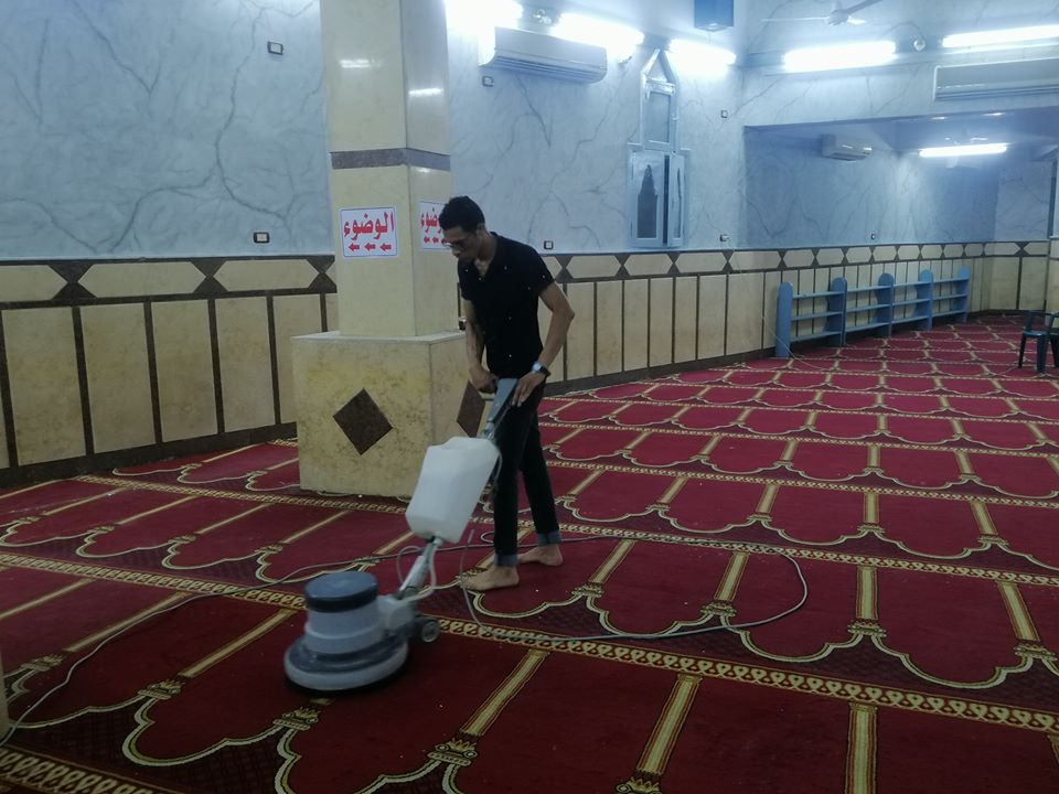 مجهودات أئمة مساجد إدارة أوقاف بندر الأقصر فى تطهير المساجد  (11)