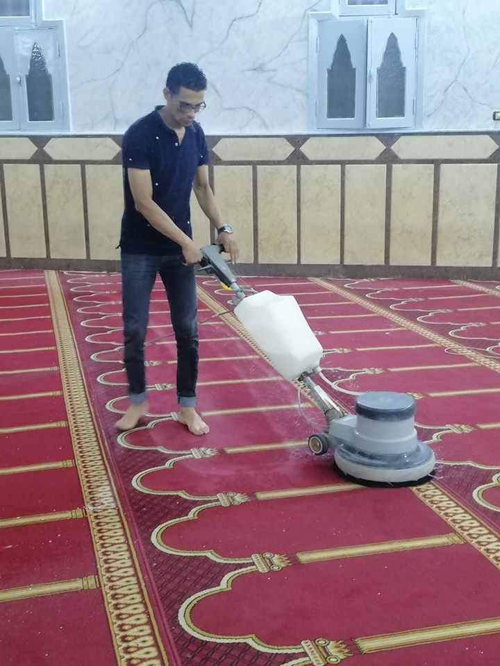 مجهودات أئمة مساجد إدارة أوقاف بندر الأقصر فى تطهير المساجد  (13)