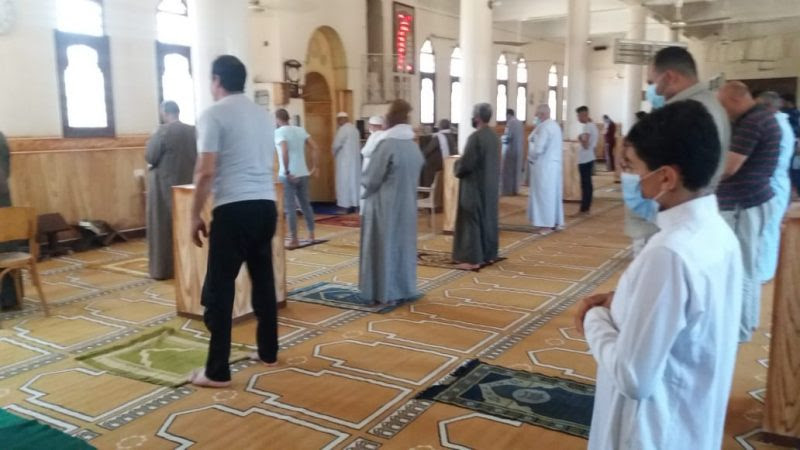 عودة الصلاة للمساجد بالإجراءات الجديدة لمواجهة كورونا (8)