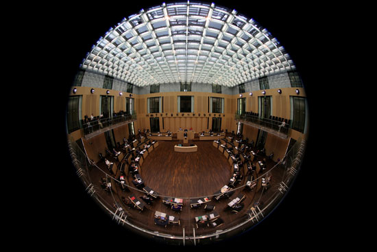  جلسة في مجلس النواب الألماني ، البوندسرات  (1)