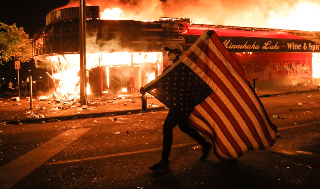 minneapolis-george-floyd-protest-police-killing-AP_20150513092205-e1590881632416