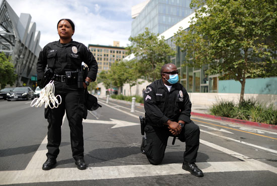 أفراد الشرطة الأمريكية فى لوس أنجلوس