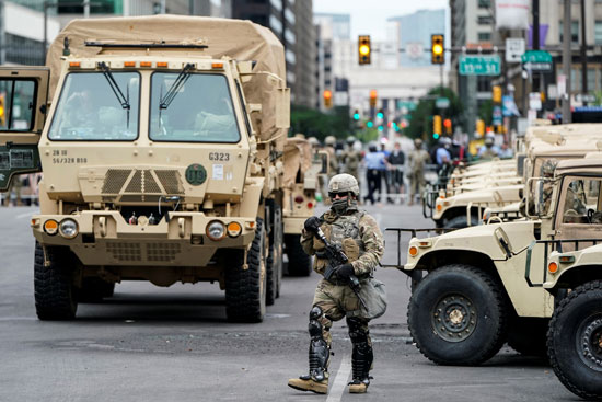 2020-06-02T181301Z_476096613_RC261H9RWZ0F_RTRMADP_3_MINNEAPOLIS-POLICE-PROTESTS