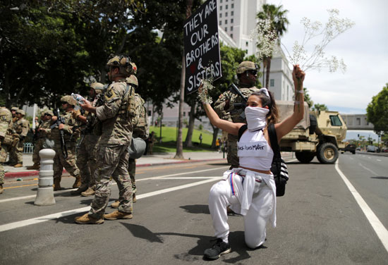 2020-06-02T202803Z_715353872_RC281H9O6M2I_RTRMADP_3_MINNEAPOLIS-POLICE-PROTESTS-LOS-ANGELES